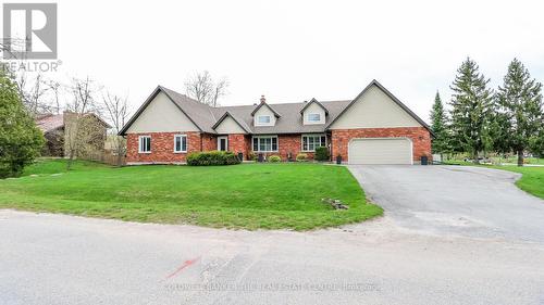 33 ELVYN CRESCENT  Oro-Medonte, ON L0L 2E0