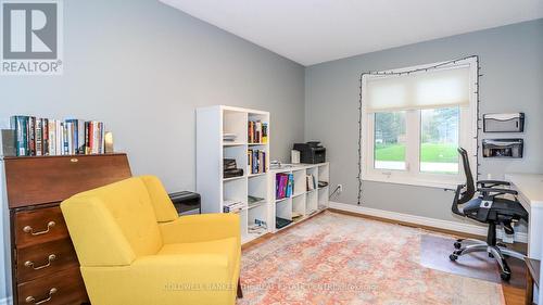 Office or Guest Suite - 33 Elvyn Crescent, Oro-Medonte, ON - Indoor Photo Showing Office