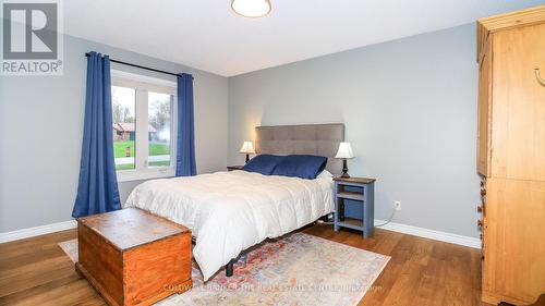Bedroom - 33 Elvyn Crescent, Oro-Medonte, ON - Indoor Photo Showing Bedroom
