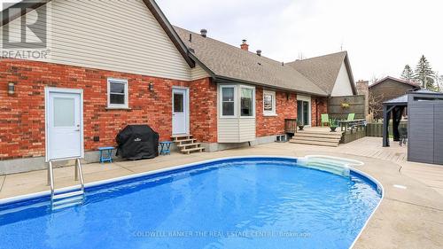 33 Elvyn Crescent, Oro-Medonte, ON - Outdoor With In Ground Pool With Deck Patio Veranda With Exterior