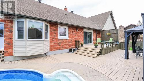 33 Elvyn Crescent, Oro-Medonte, ON - Outdoor With Deck Patio Veranda