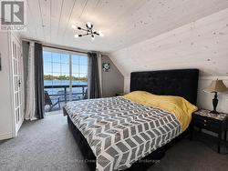 2nd floor bedroom 2 - 