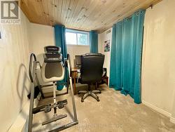 Apartment Bedroom #2 - 