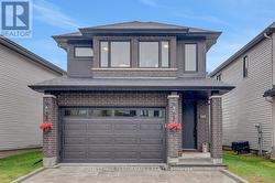 125 DUN SKIPPER DRIVE Ottawa, ON K1X 0G2