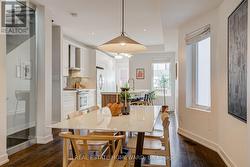 44 ASHDALE AVENUE Toronto, ON M4L 2Y7