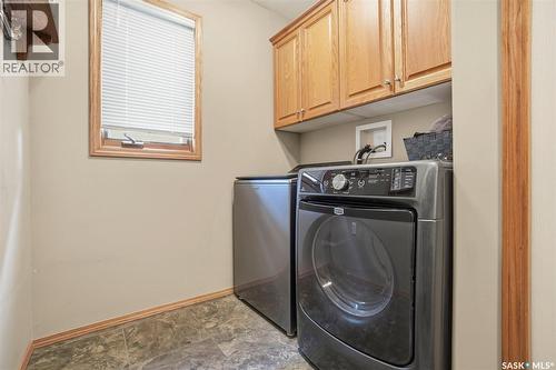 211 Brookmore Lane, Saskatoon, SK - Indoor Photo Showing Laundry Room