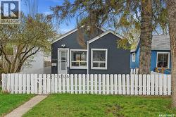 1115 J AVENUE N  Saskatoon, SK S7L 2L5