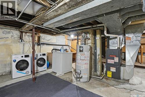 1115 J Avenue N, Saskatoon, SK - Indoor