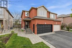 2124 GLENHAMPTON ROAD  Oakville (Wm Westmount), ON L6M 3X1