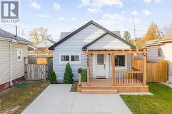 845 ARTHUR Windsor, ON N8Y 3Y1