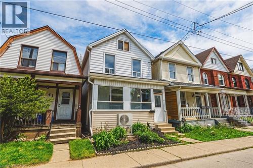 43 HARVEY Street  Hamilton, ON L8L 2L9