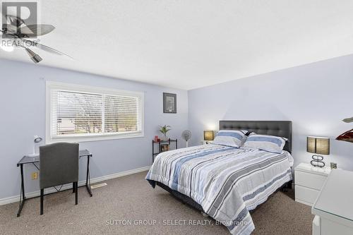 1 - 151 Bonaventure Drive, London East (East I), ON - Indoor Photo Showing Bedroom