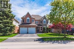 2162 COUNTRY CLUB Drive  Burlington, ON L7M 4B1