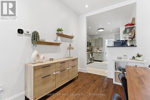 66 St Andrews Street, Cambridge, ON - Indoor