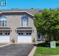 61 CALLAWAY COURT Ottawa, ON K1C 7S4