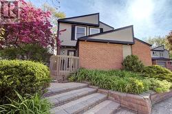 14 - 336 QUEEN STREET S  Mississauga, ON L5M 1M2
