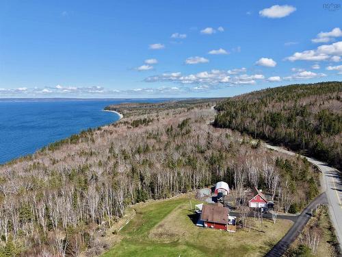 6039 West Bay Rd., Roberta, NS 