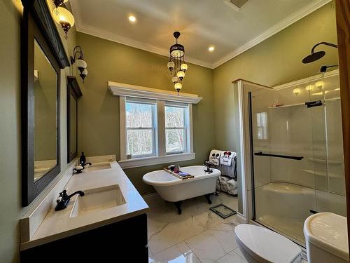 6039 West Bay Rd., Roberta, NS 