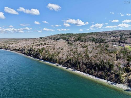 6039 West Bay Rd., Roberta, NS 