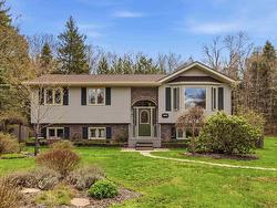 153 Lakecrest Drive Middle Sackville, NS B4E 3B1
