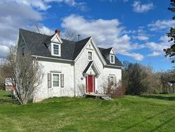 8863 Highway 2 Great Village, NS B0M 1L0