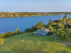 845 Lakeside Road  Milton Highlands, NS B5A 5K2