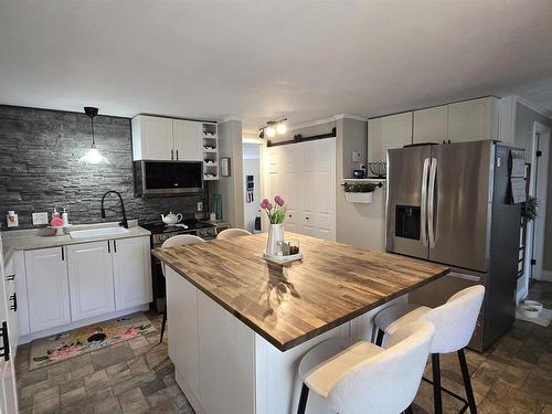 27 Pinecrest Drive, New Minas, NS 