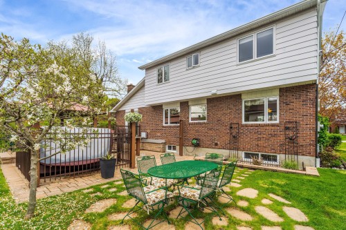 Cour - 290 Shamrock Road, Beaconsfield, QC - Outdoor With Exterior