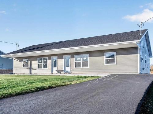 258 Cossitt Heights Drive  Sydney, NS B1P 7E8