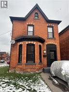 33 NIGHTINGALE Avenue Hamilton, ON L8L 1R7