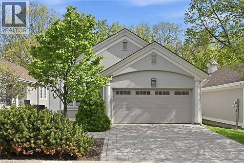 1095 SKYVIEW Drive Unit# 4  Burlington, ON L7P 4W7