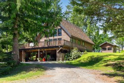 5950 Heger Cres Lake Cowichan, BC V0R 2G0