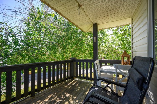 678 Nelson Rd, Campbell River, BC 
