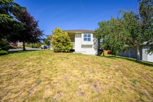 678 Nelson Rd, Campbell River, BC 