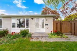 2 Lambton Court  Brampton, ON L6V 2A9