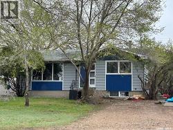 825 Valley STREET Estevan, SK S4A 0C8