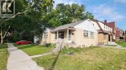 3006 Alexander AVENUE Windsor, ON N9C 1G5