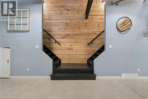 24 Davidson Street, Cambridge, ON - Indoor Photo Showing Other Room