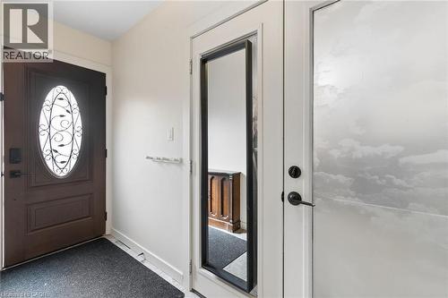 24 Davidson Street, Cambridge, ON - Indoor Photo Showing Other Room