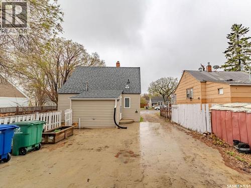 9 Minto Place, Saskatoon, SK - Outdoor With Exterior