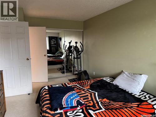 807 603 Lenore Drive, Saskatoon, SK - Indoor Photo Showing Bedroom