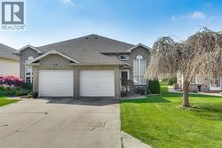 36 Villa COURT Chatham, ON N7L 5P5