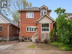 995 GREENWOOD AVENUE  Toronto, ON M4J 4C7