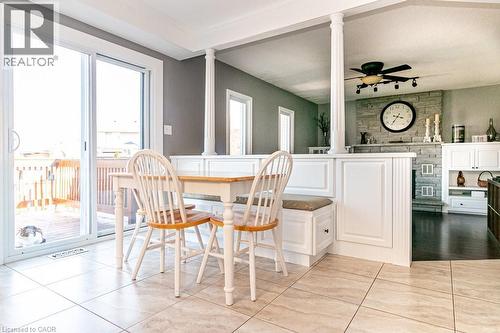 35 Horizon Court, Hamilton, ON - Indoor Photo Showing Dining Room