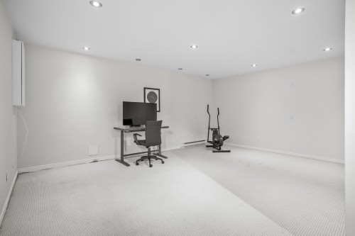 Salle familiale - 629Z Av. D'Isère, Saint-Lambert, QC - Indoor