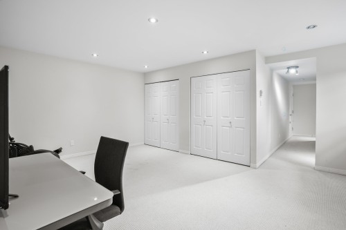 Salle familiale - 629Z Av. D'Isère, Saint-Lambert, QC - Indoor