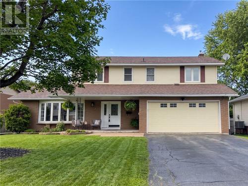 93 Kingston Court  Sudbury, ON P3A 1E1