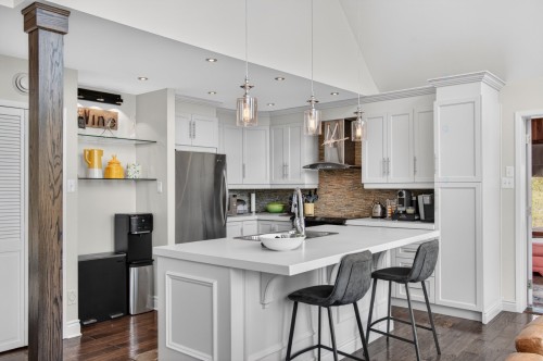 Cuisine - 56 Ch. Doré, La Minerve, QC - Indoor Photo Showing Kitchen With Upgraded Kitchen