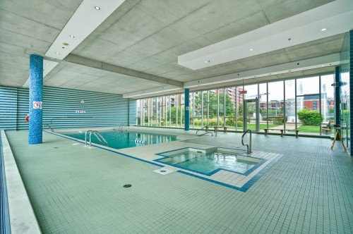 Pool - 802-1280 Rue St-Jacques, Montréal (Ville-Marie), QC - Indoor Photo Showing Other Room With In Ground Pool