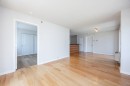 Living Room - 802-1280 Rue St-Jacques, Montréal (Ville-Marie), QC  - Indoor Photo Showing Other Room 